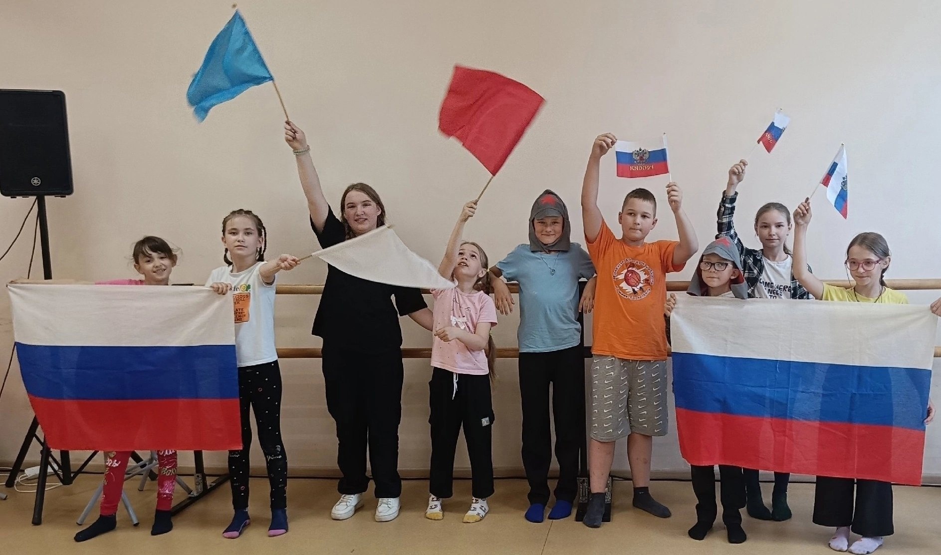 КЛАССНЫЕ КАНИКУЛЫ