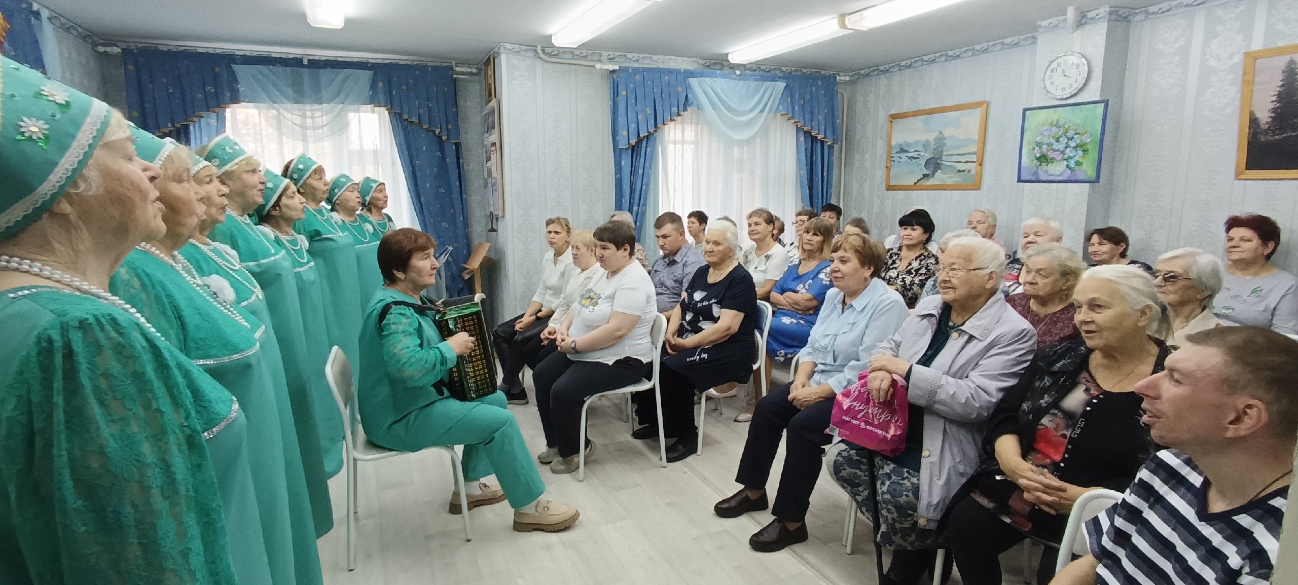 В Центре активного долголетия «Забота» прошли праздничные мероприятия, посвященные Дню мудрости, добра и уважения