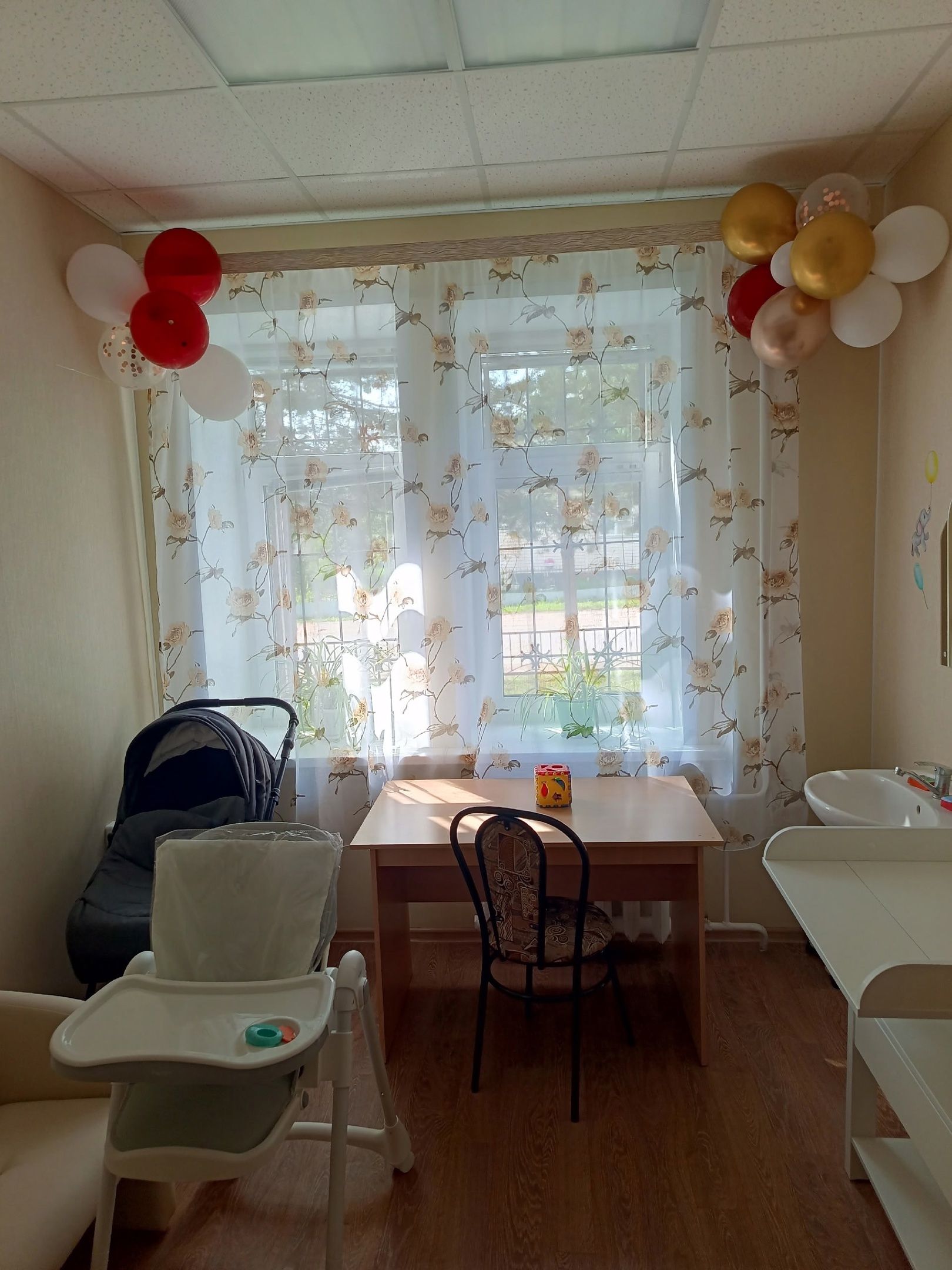 Комфорт для мам и малышей: в комплексном центре открыта комната матери и ребёнка